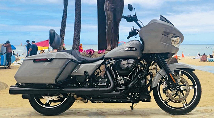 Road Glide 117 Gray